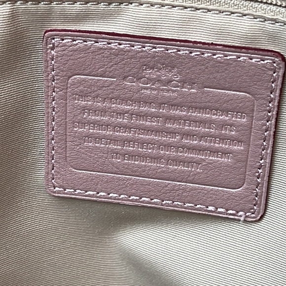 SOLD - NWOT COACH Metallic Pink Pebbled Leather Lg Zip Top Studded Shld Tote Bag - Picture 11 of 11